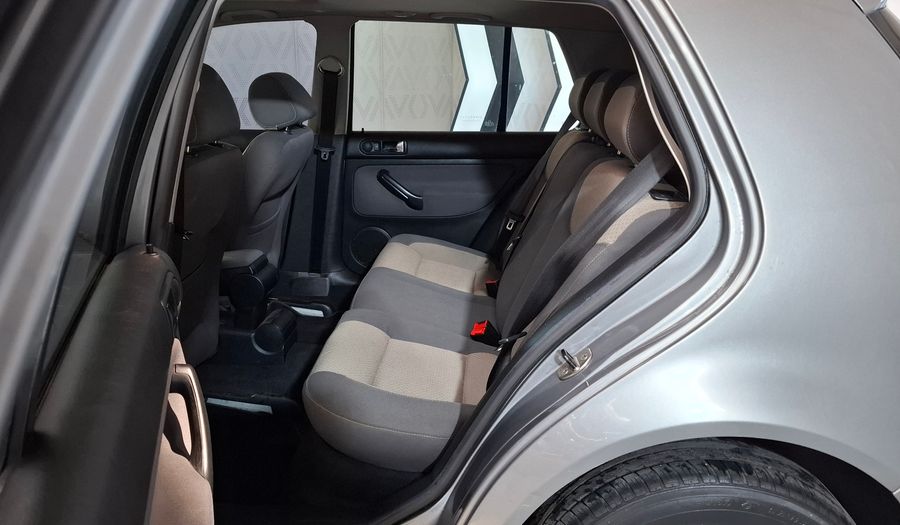 Volkswagen Golf 2.0 HIGHLINE Hatchback 2008