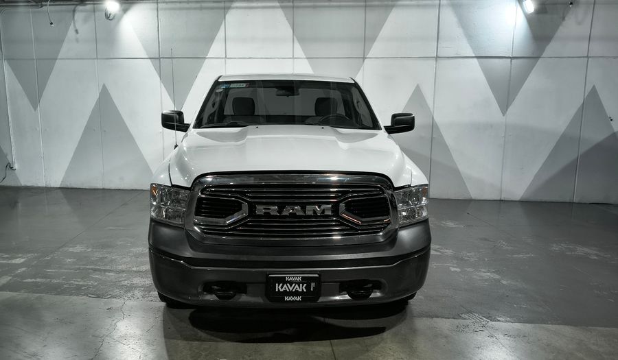 Ram 1500 3.6 ST REG CAB 4X4 V6 8 AUTO Pickup 2021