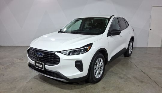 Ford • Escape