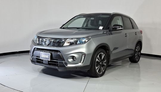 Suzuki • Vitara