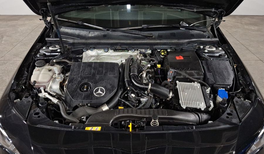 Mercedes Benz Clase Cla 1.3 MHEV CLA 200 LINE DCT Coupe 2024