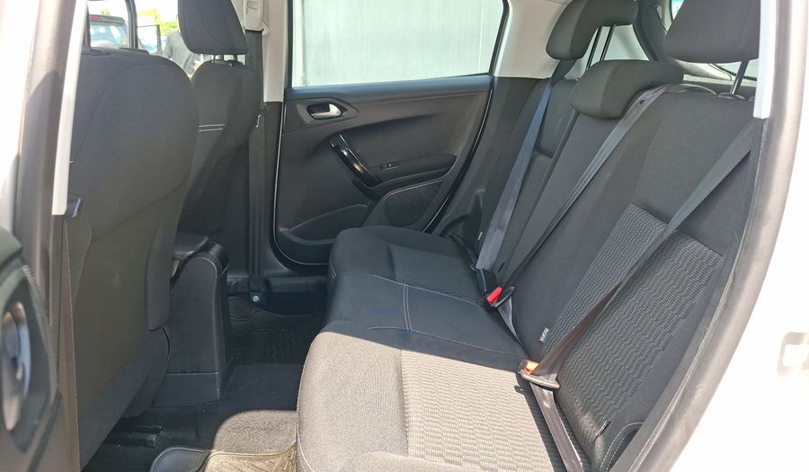 Peugeot 208 1.2 PURETECH 82 ACTIVE Hatchback 2018