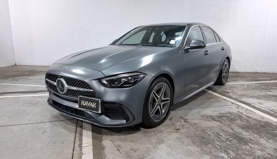 Mercedes Benz • Clase C