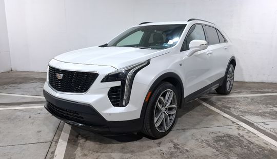 Cadillac • XT4