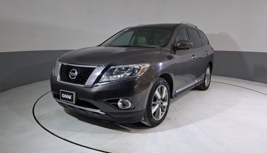 Nissan • Pathfinder