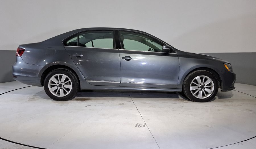 Volkswagen Jetta 2.5 COMFORTLINE TIP. BOLSAS AIRE DEL. Sedan 2017