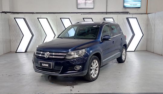 Volkswagen • Tiguan