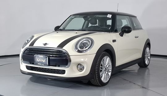 Mini • Cooper