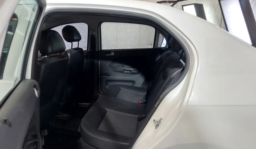 Volkswagen Voyage 1.6 TRENDLINE MY17 Sedan 2016