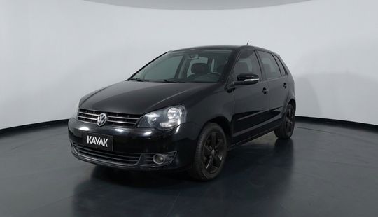 Volkswagen • Polo
