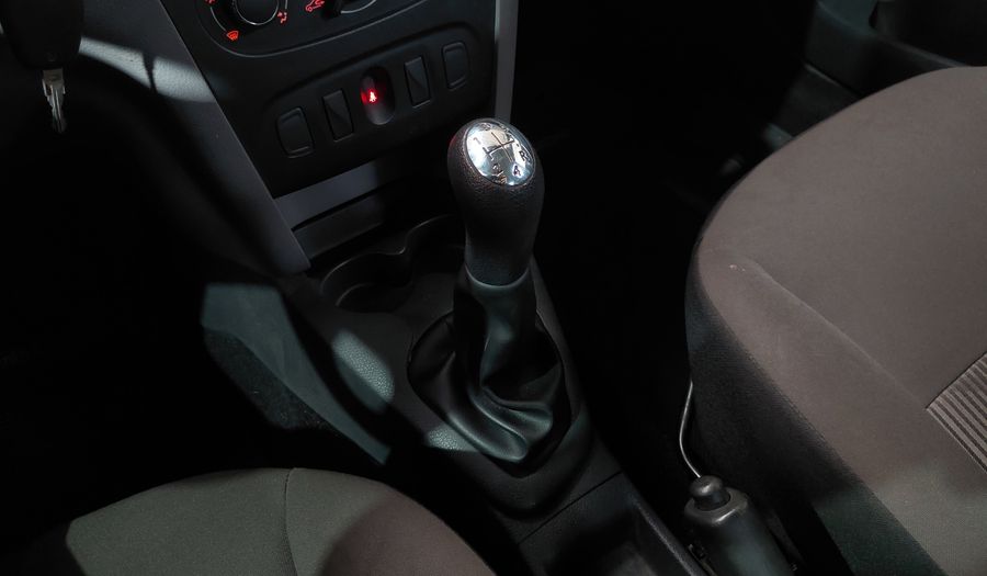 Renault Logan 1.6 EXPRESSION Sedan 2014