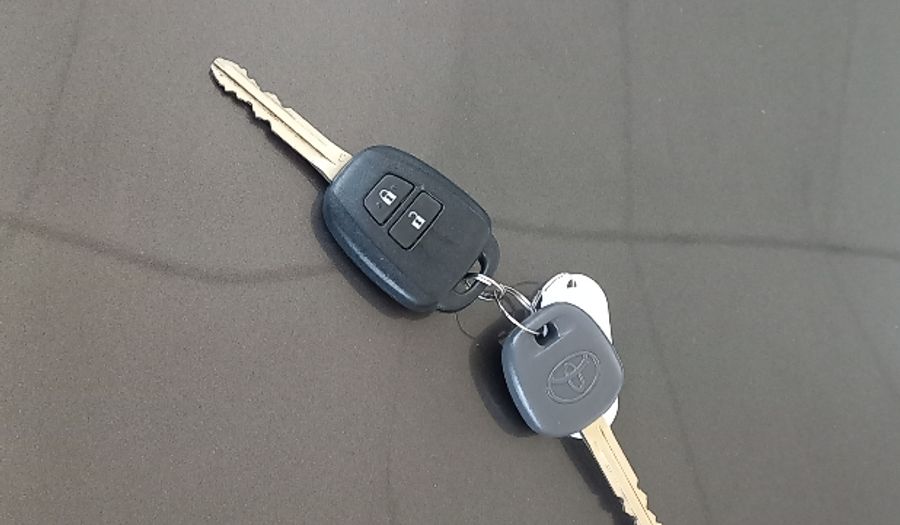 Toyota Yaris 1.5 XLS + CVT Hatchback 2025