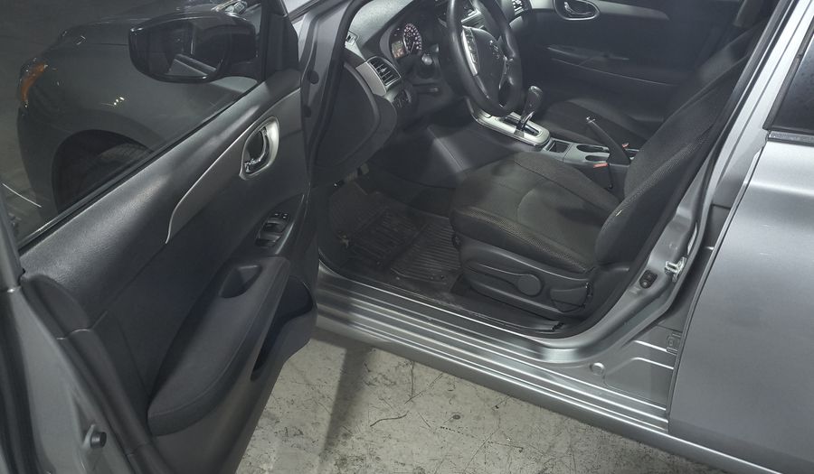 Nissan Sentra 1.8 ADVANCE CVT Sedan 2015