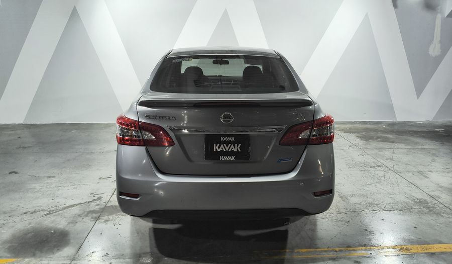 Nissan Sentra 1.8 ADVANCE CVT Sedan 2015