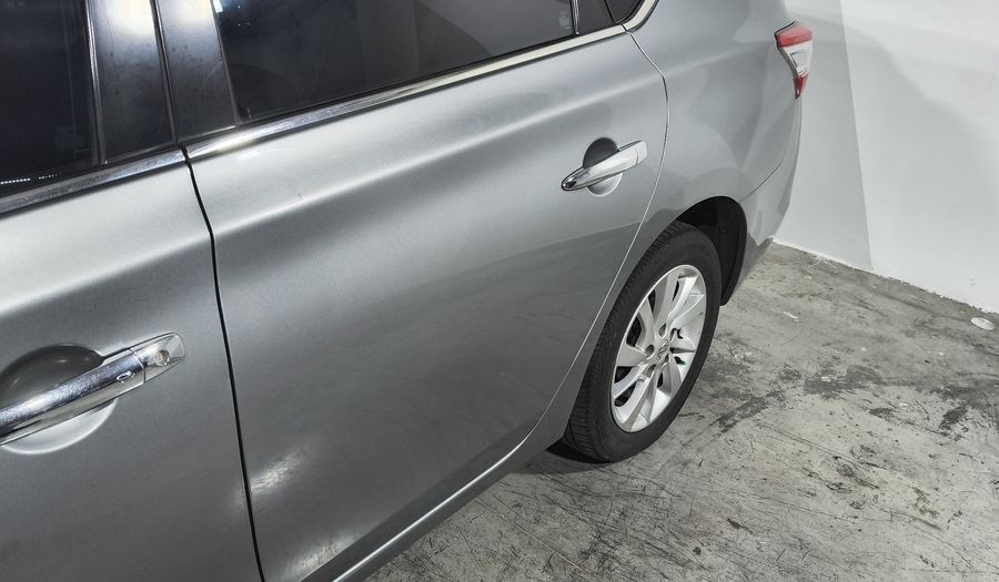 Nissan Sentra 1.8 ADVANCE CVT Sedan 2015