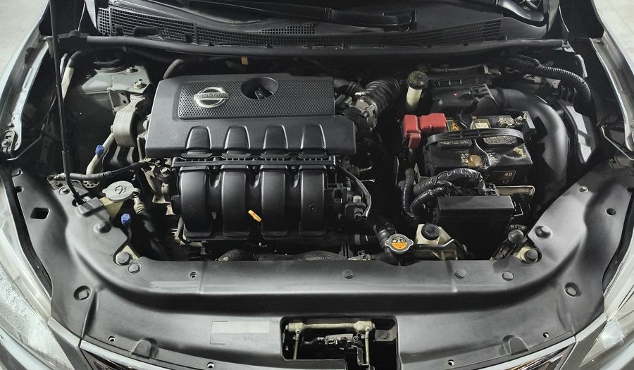 Nissan Sentra 1.8 ADVANCE CVT Sedan 2015