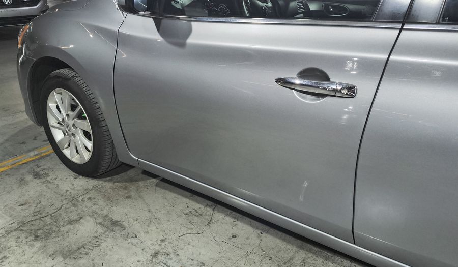 Nissan Sentra 1.8 ADVANCE CVT Sedan 2015