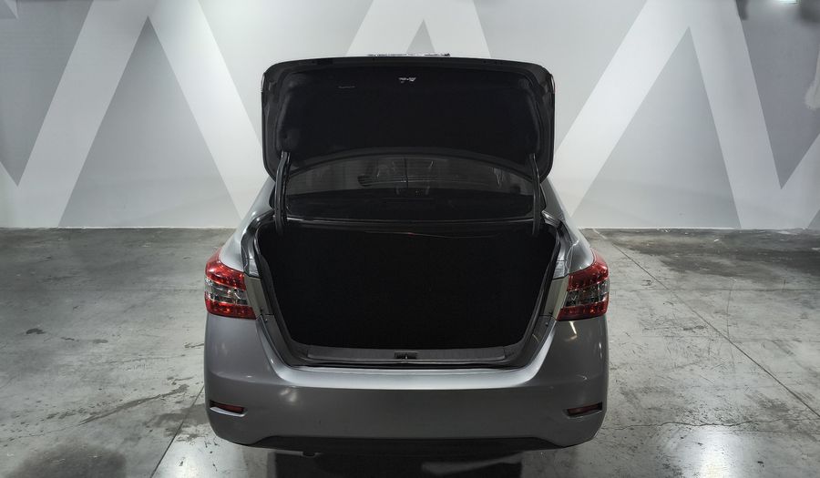 Nissan Sentra 1.8 ADVANCE CVT Sedan 2015