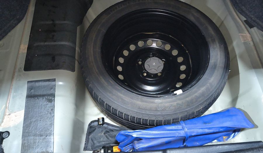 Nissan Sentra 1.8 ADVANCE CVT Sedan 2015