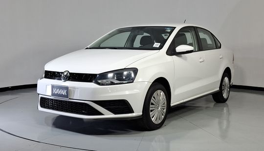 Volkswagen • Vento