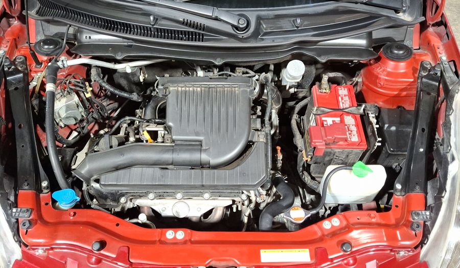 Suzuki Swift 1.4 GLX AT Hatchback 2015