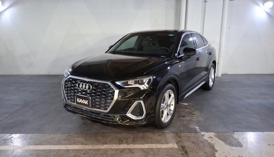 2021 • 14,329 km • Automático
