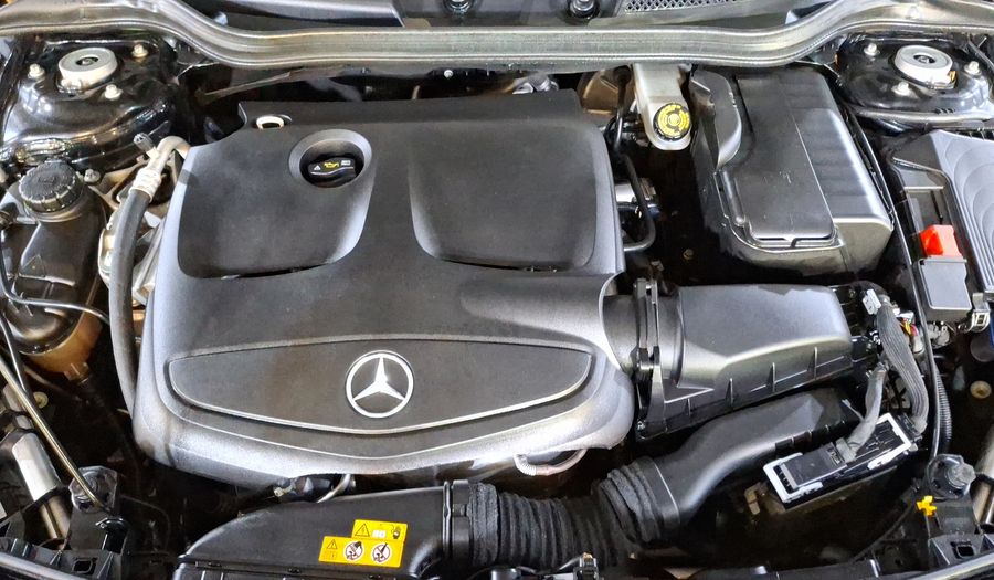 Mercedes Benz Clase A 1.6 200 URBAN DCT Hatchback 2018