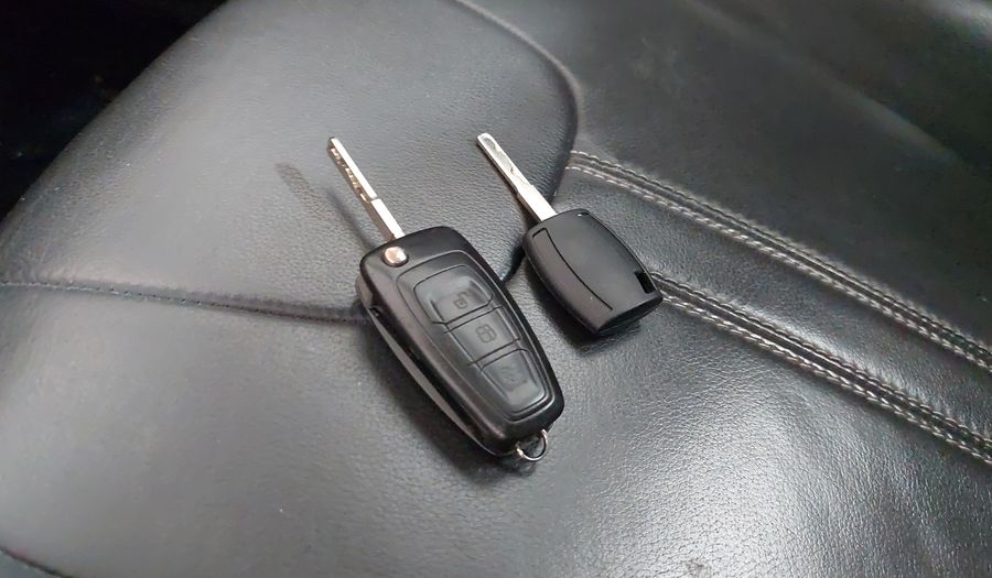 Ford Focus 2.0 16V SEDAN SE POWERSHIFT Sedan 2015