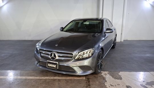 Mercedes Benz • Clase C