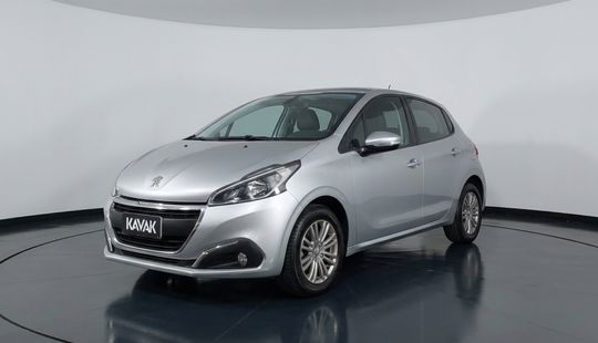 Peugeot • 208