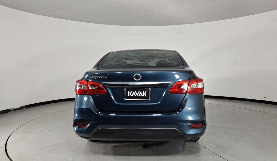 Nissan Sentra 1.8 ADVANCE AUTO Sedan 2018