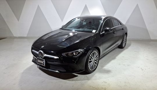 Mercedes Benz • Clase CLA