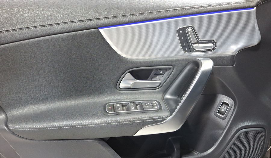 Mercedes Benz Clase Cla 1.3 CLA 200 PROGRESSIVE DCT Coupe 2021