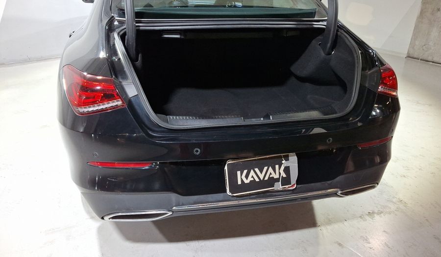 Mercedes Benz Clase Cla 1.3 CLA 200 PROGRESSIVE DCT Coupe 2021