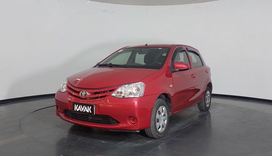 Toyota • Etios