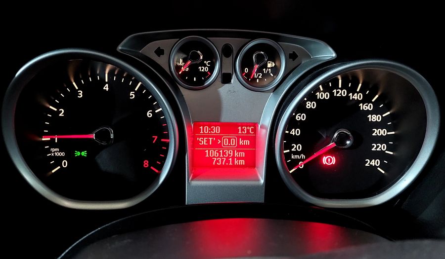 Ford Focus Ii 1.6 TREND Hatchback 2012