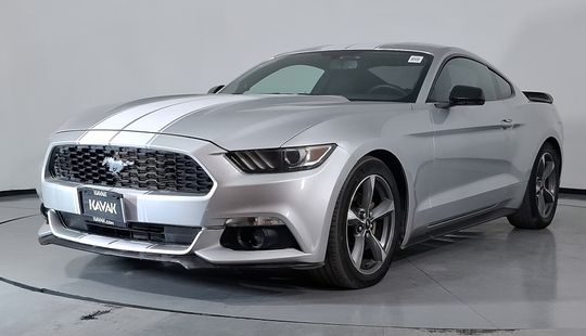 Ford • Mustang