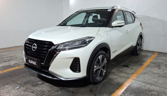 Nissan • Kicks Play