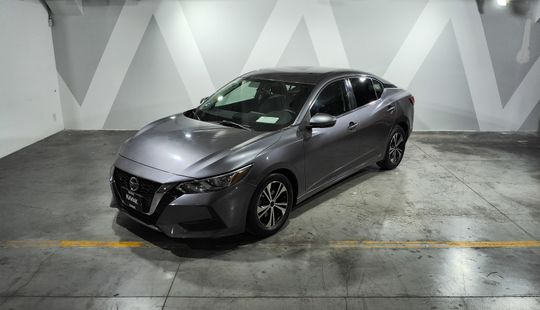 Nissan • Sentra