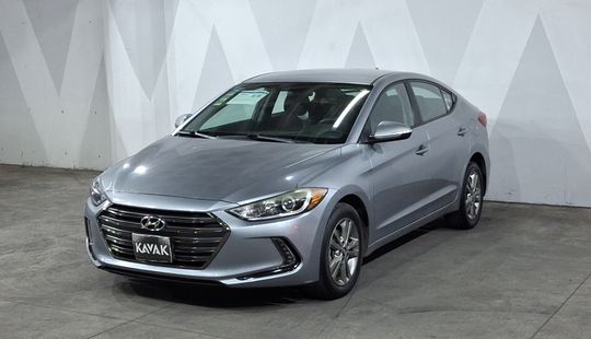 Hyundai • Elantra