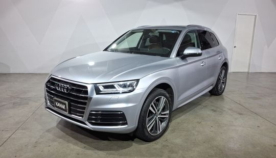Audi • Q5