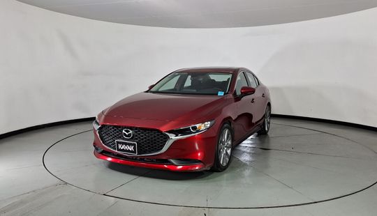 2021 • 55,818 km • Automático