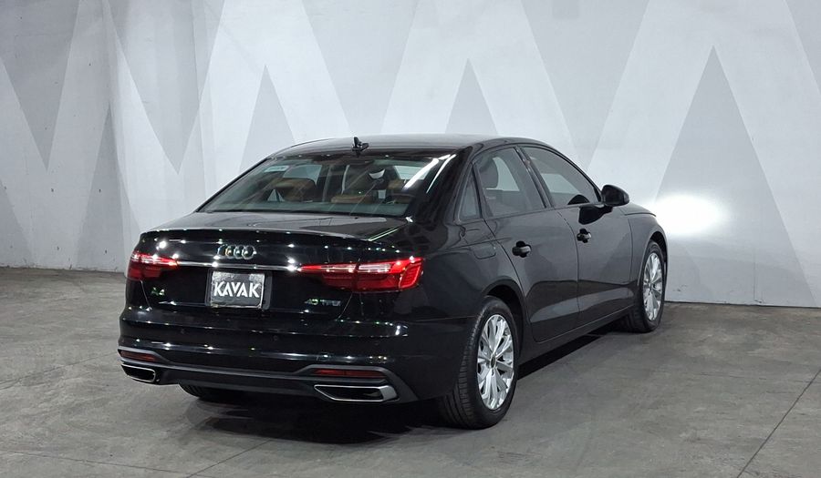 Audi A4 2.0 MHEV 40 TFSI DYNAMIC DCT Sedan 2024