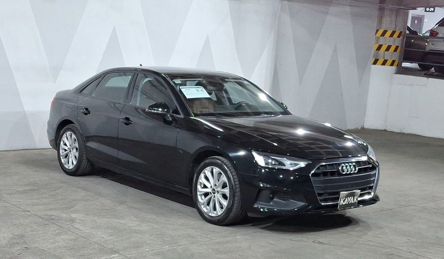 Audi A4 2.0 MHEV 40 TFSI DYNAMIC DCT Sedan 2024