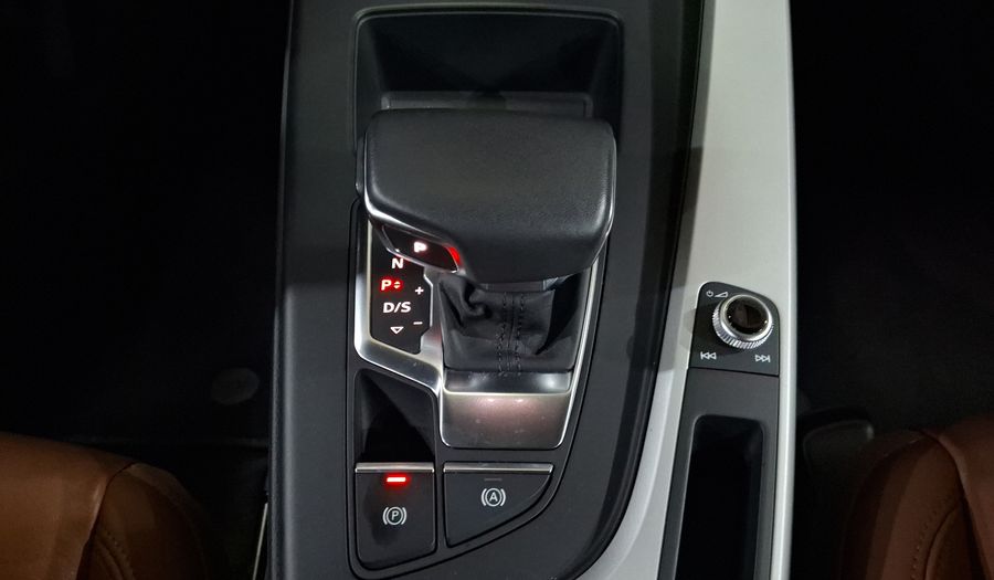 Audi A4 2.0 MHEV 40 TFSI DYNAMIC DCT Sedan 2024
