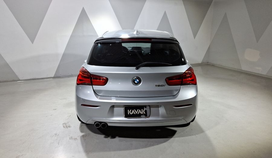 Bmw Serie 1 2.0 120IA URBAN LINE Hatchback 2017