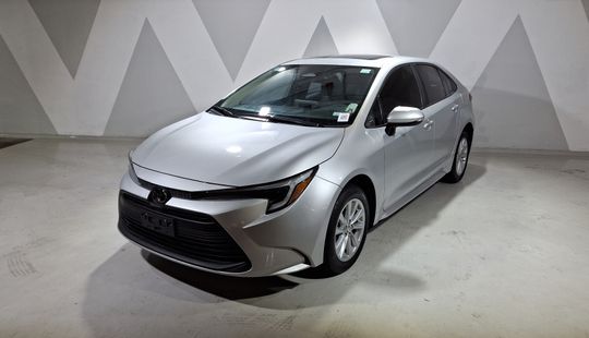 Toyota • Corolla