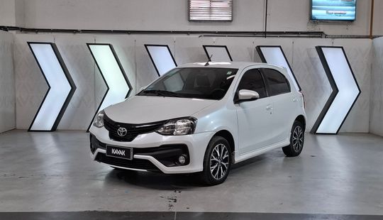 Toyota • Etios