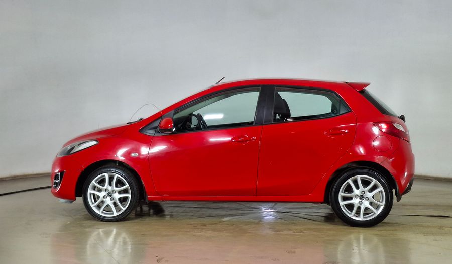 Mazda 2 1.5 V Hatchback 2015