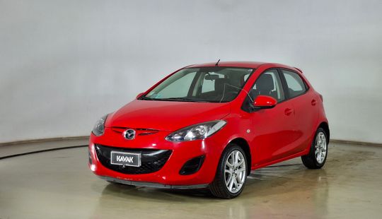 Mazda • Mazda 2
